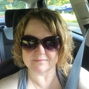 Meet your Posher, Vera